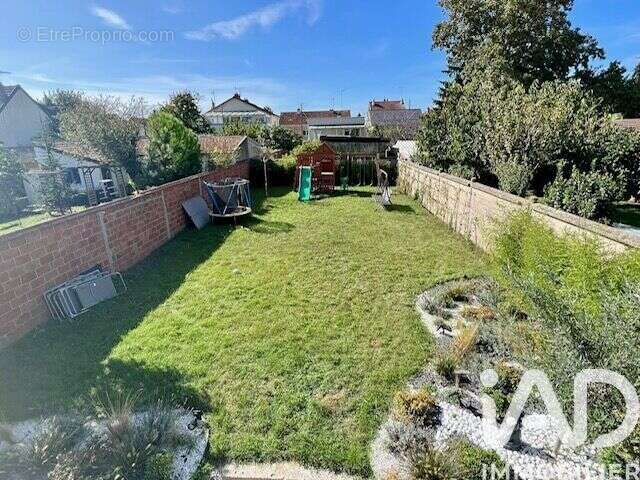 Photo 3 - Maison à VILLENEUVE-LE-ROI