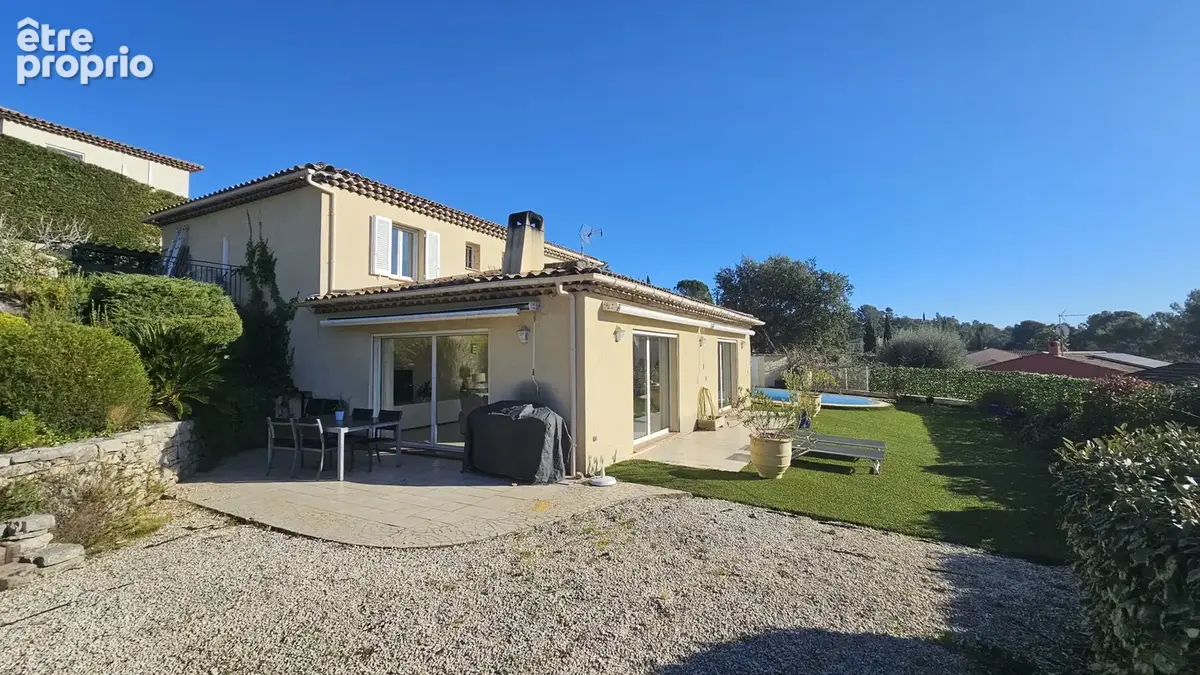 Maison à FREJUS