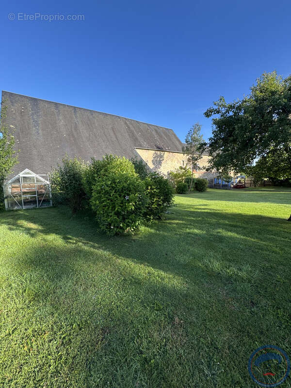 Maison en pierre de 189 M2 avec piscine, jacuzzi et sauna au prix de 388 500euros FAI. - photo 31