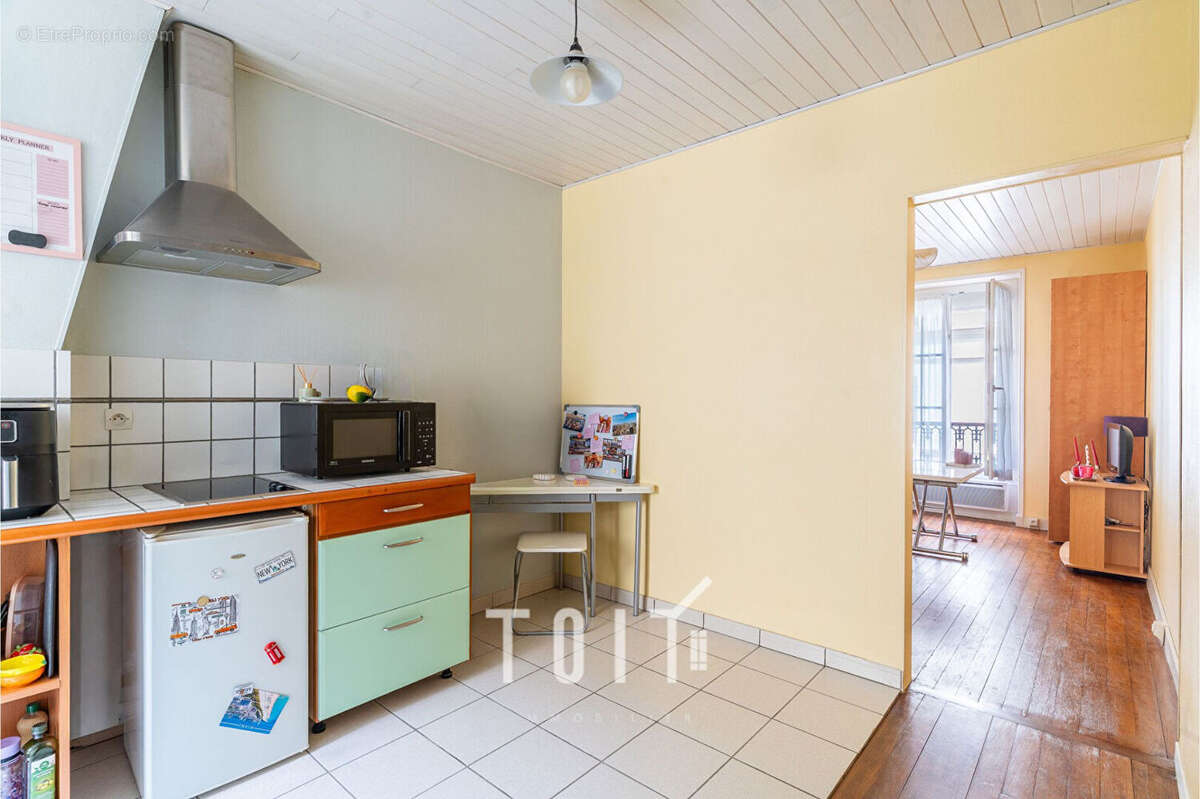Appartement à PARIS-7E