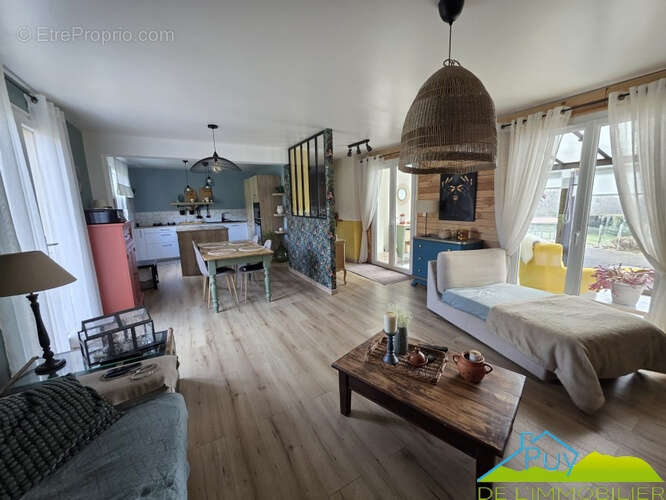 Maison à LES ANCIZES-COMPS