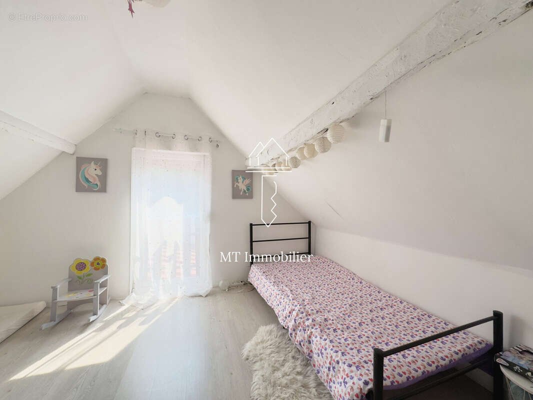 Maison à MARESQUEL-ECQUEMICOURT