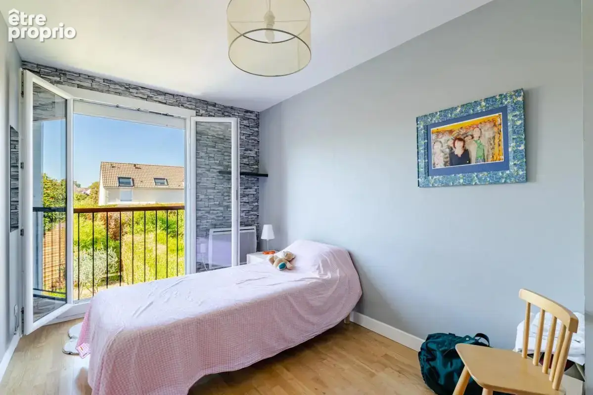 Maison de 5 pièces de 100 m² à Saclay - photo 7