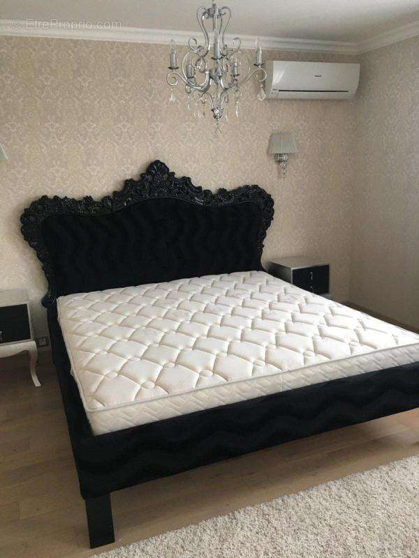 Maison à VILLENEUVE-LOUBET