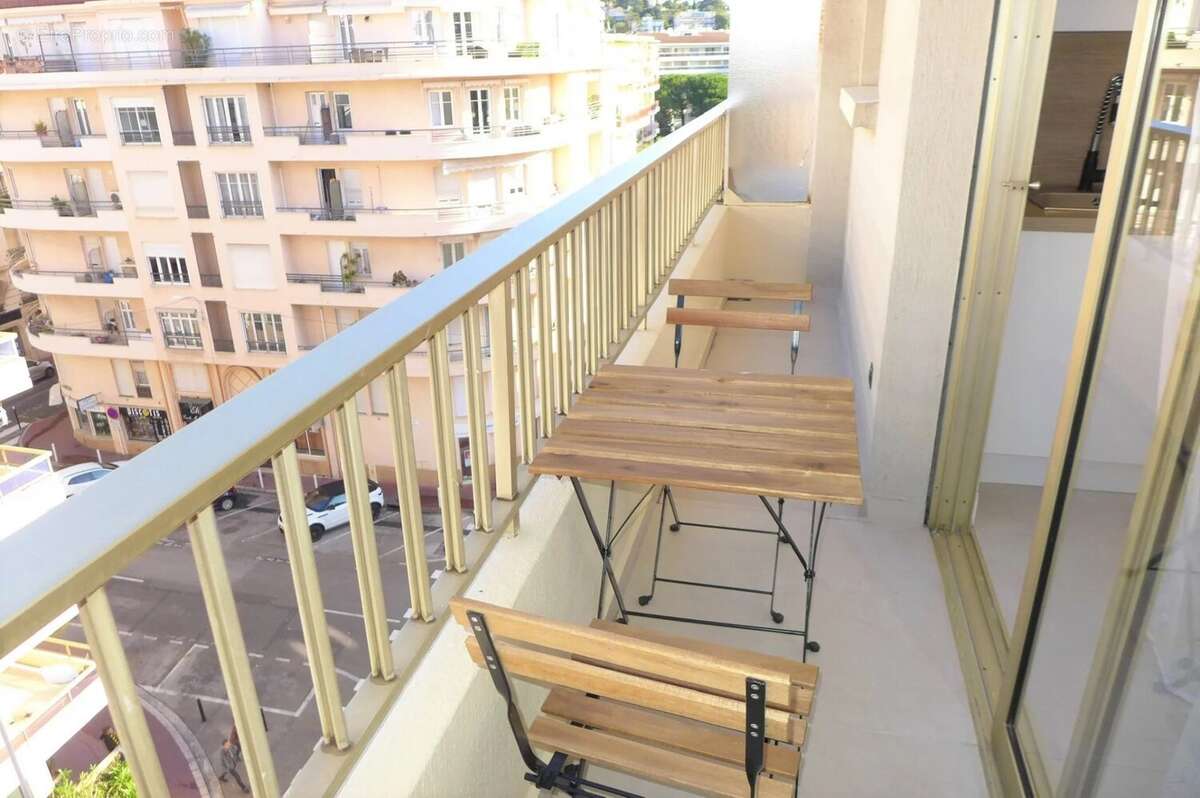 Appartement à CANNES