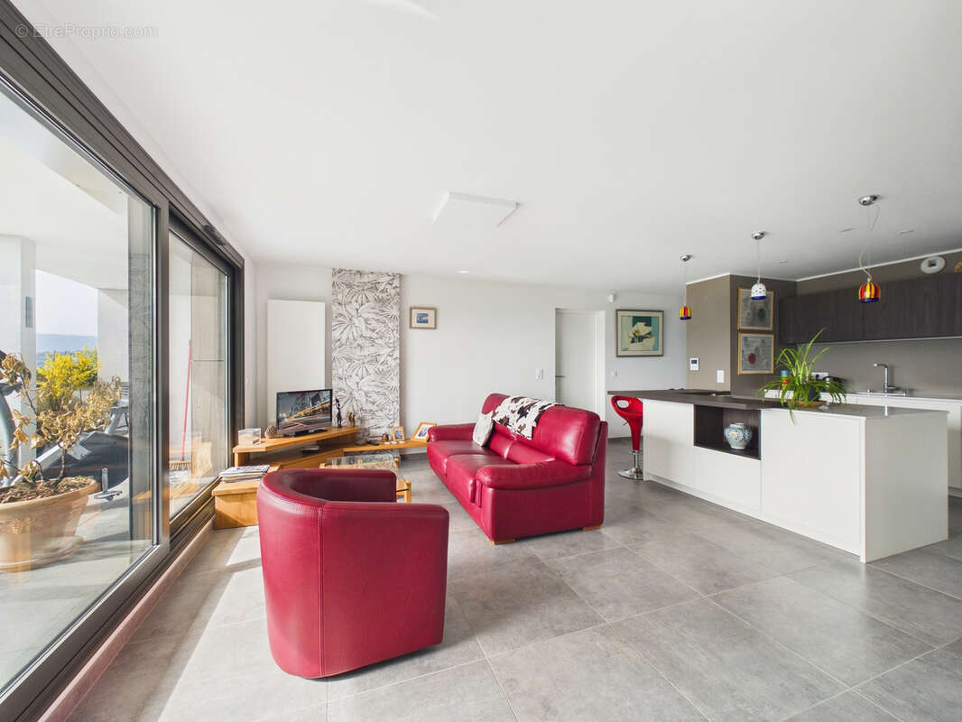Appartement à SAINT-ALBAN-LEYSSE