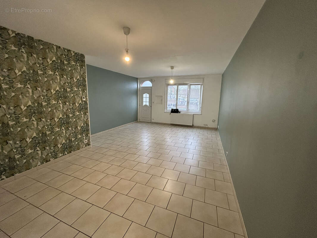 Maison à SAINT-AMAND-LES-EAUX