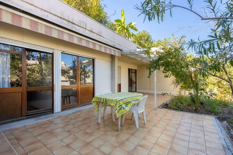 Appartement à MARSEILLE-11E