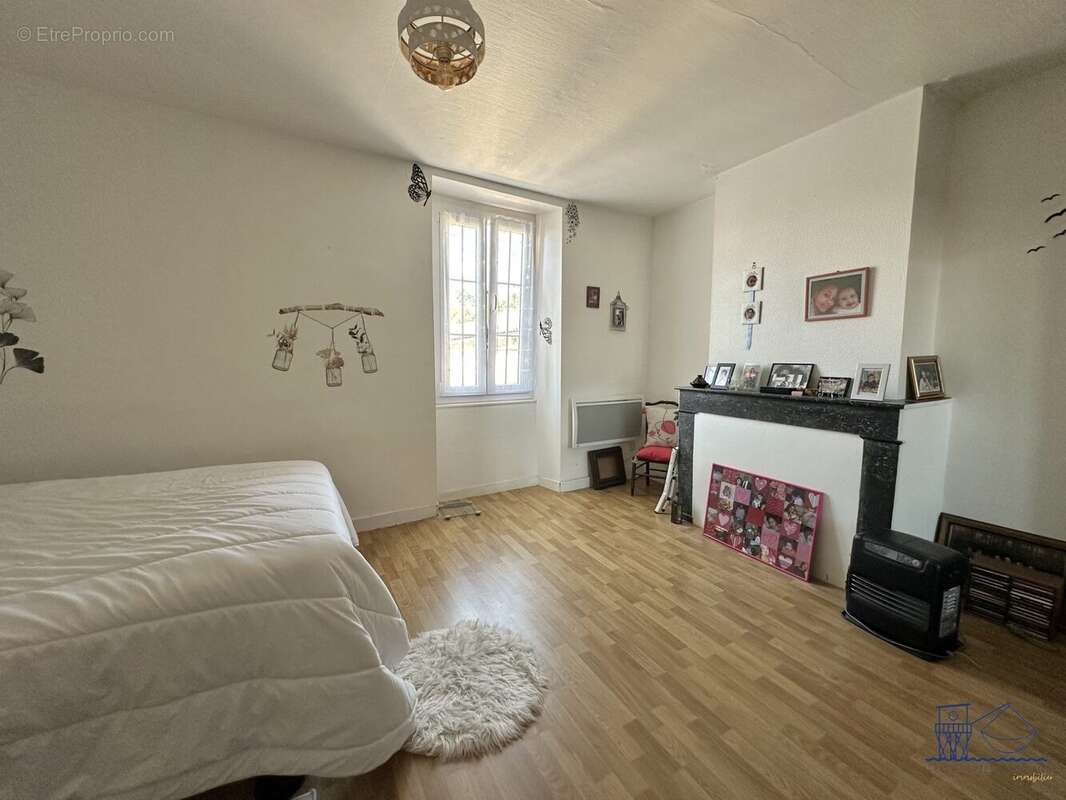 Maison 91 m² à Mortagne-Sur-Gironde  - photo 6