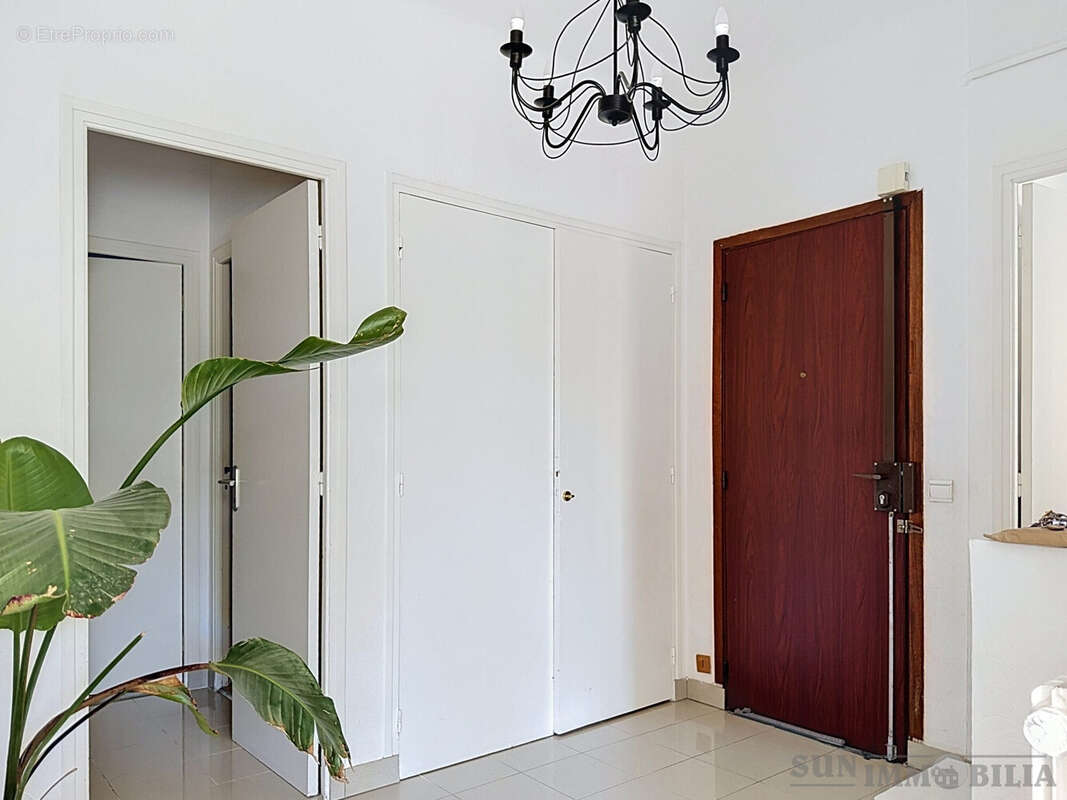 Appartement 3 pièces 62 m² à vendre à Nice (06200) - photo 3