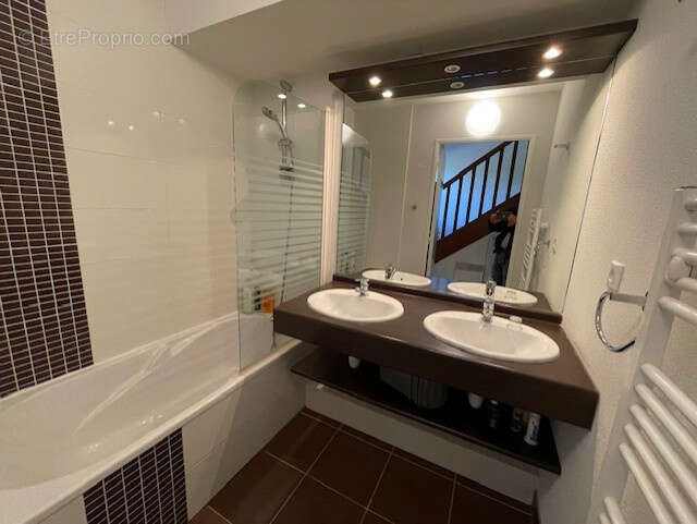 Appartement à FREHEL