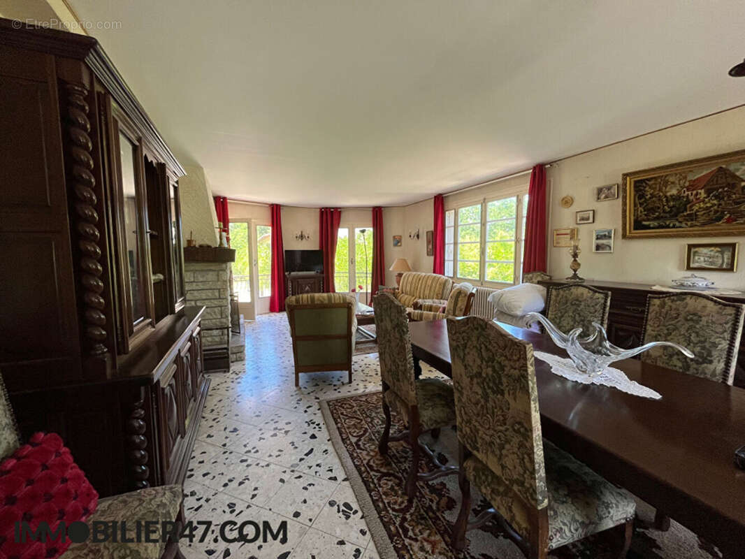 Maison sur sous sol avec dépendances - photo 8