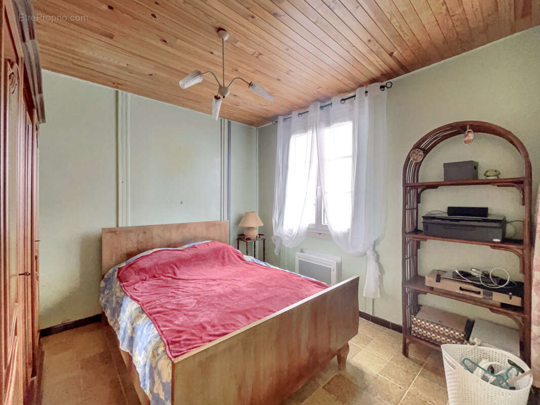 Maison à PLATS