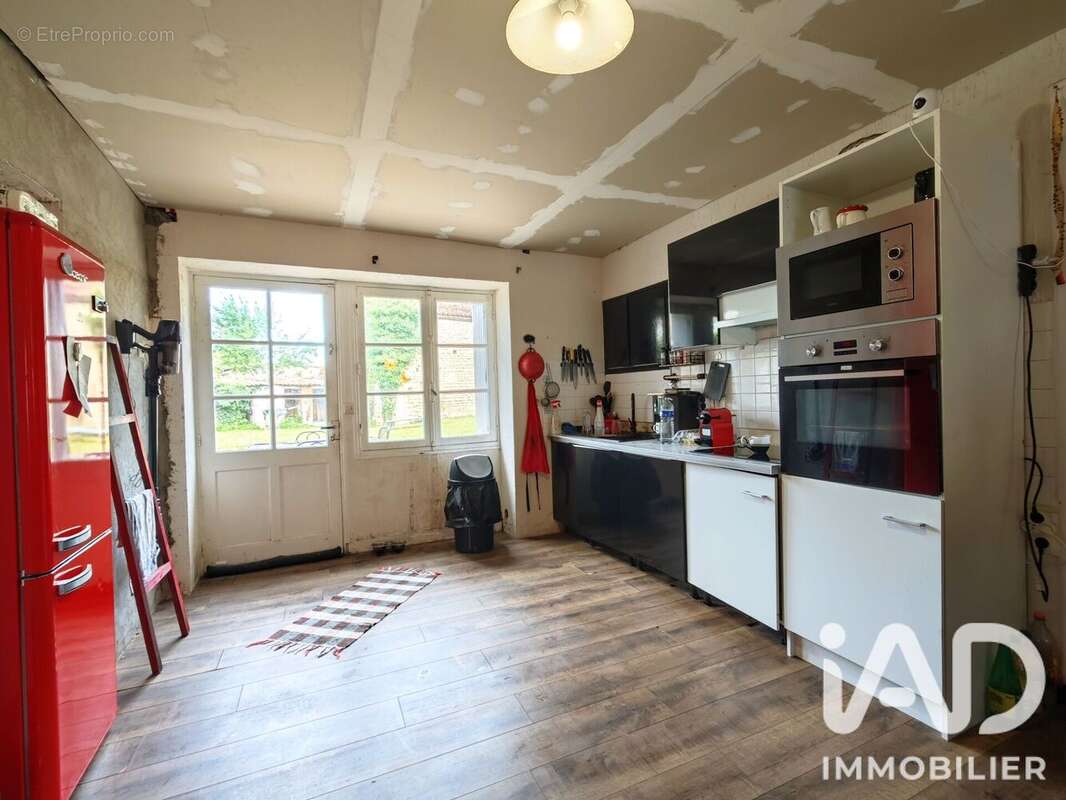 Maison 176 m² à Aulnay  - photo 6