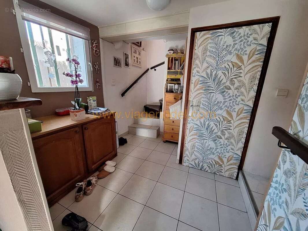 Réf. annonce : 9956.j - viager occupe - saint julien (83) - photo 8