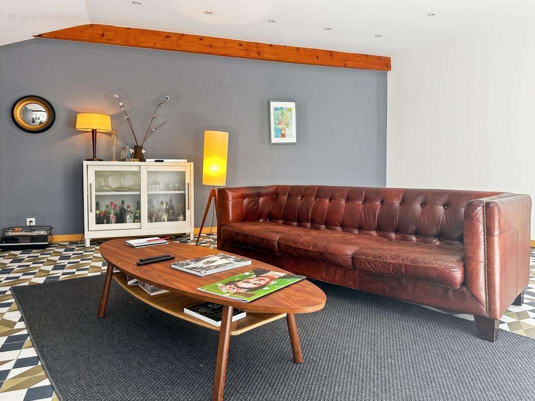 Maison à LA BAUME-CORNILLANE