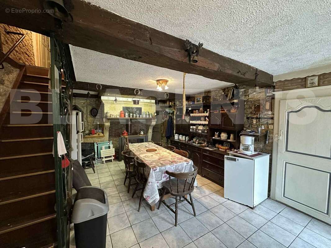 e4f4a1da-f8b4-4106-a1ee-68dd5b3e5720 - Maison à BEAUMONT-EN-ARGONNE