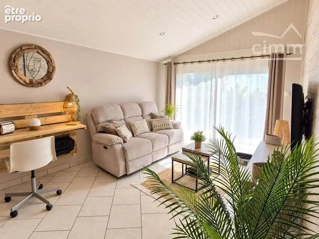 Maison T4 avec Piscine à Montguyon (17) - photo 4
