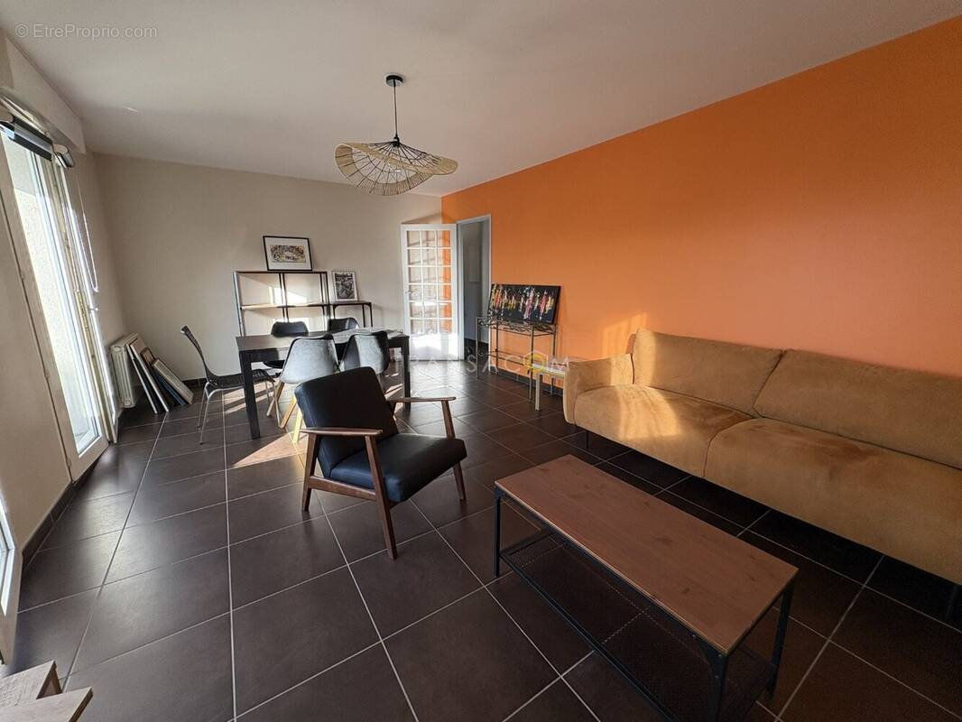 Appartement à LA RICHE