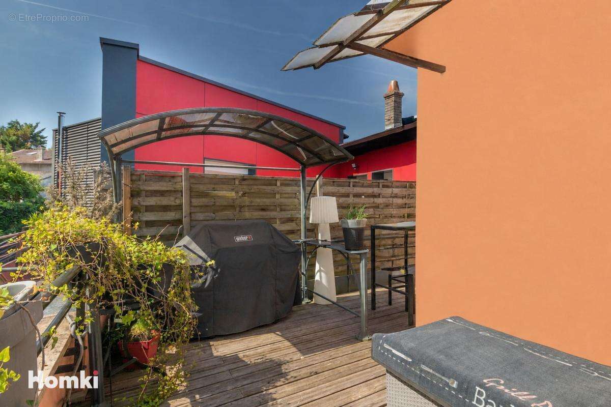 Appartement à FONTAINES-SUR-SAONE