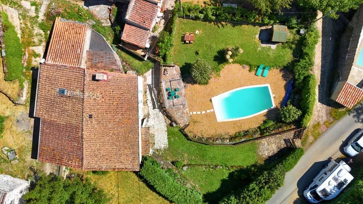 Maison à FERRIERES-POUSSAROU