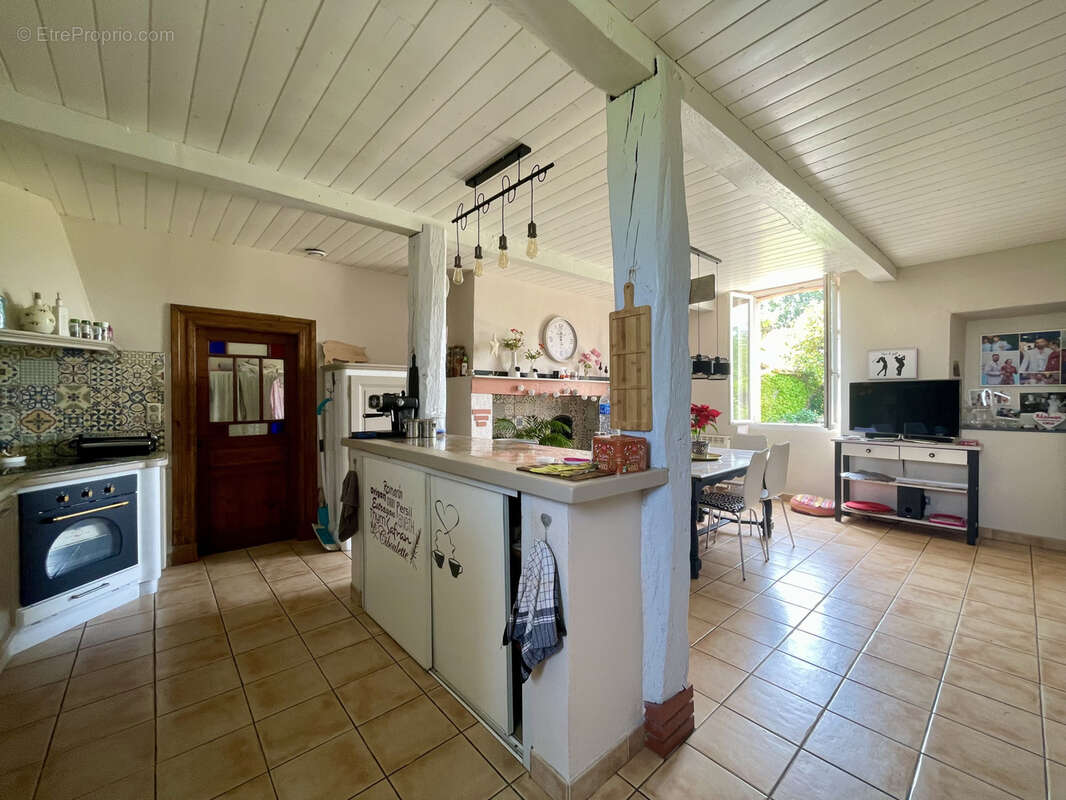 Maison à VIC-EN-BIGORRE