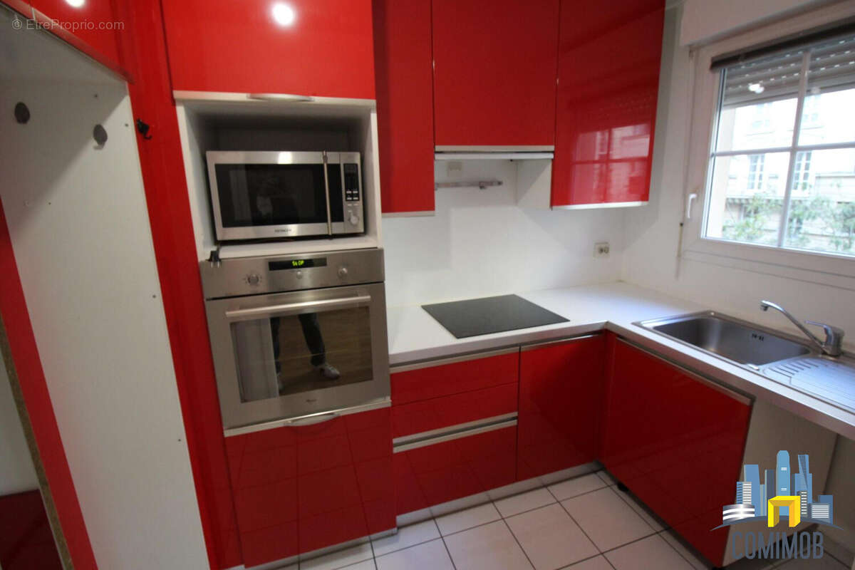 Appartement à COURBEVOIE