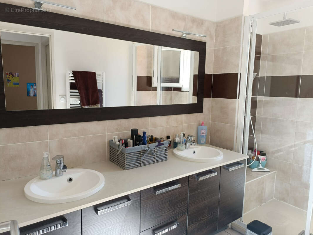 Maison à PERNES-LES-FONTAINES