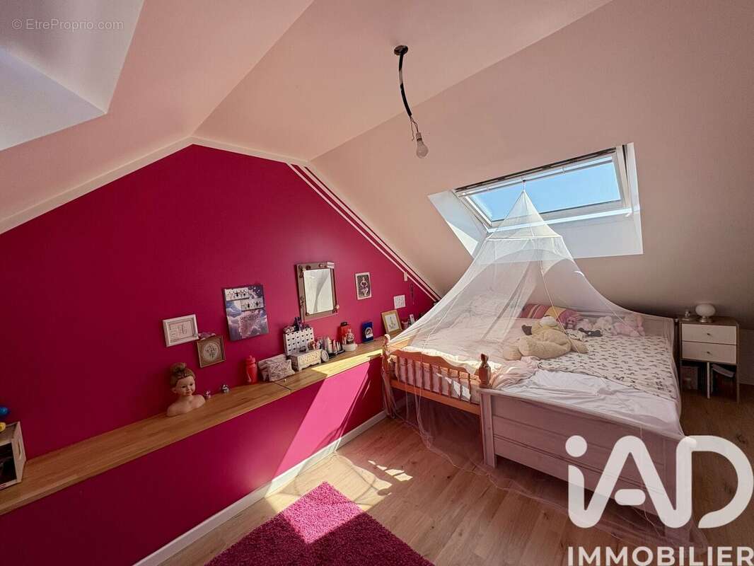 Maison 345 m² à Plou  - photo 9