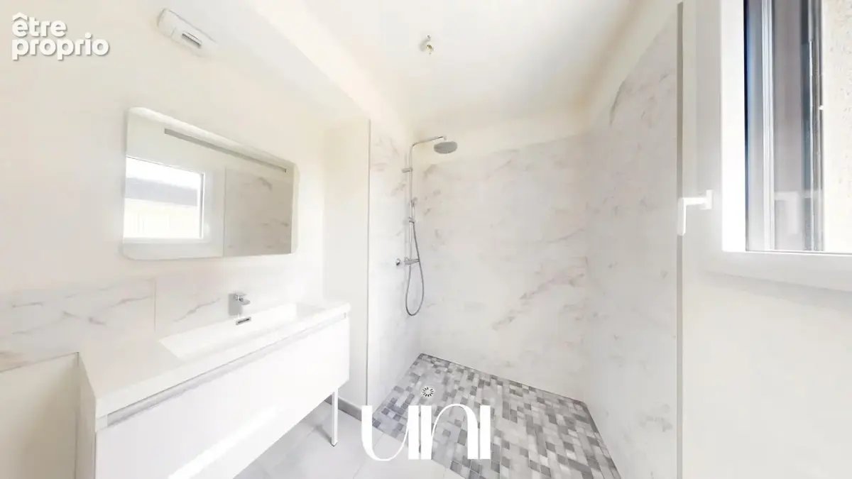 Maison T6 132 m2, sur terrain de 400 m2 Longues-Sur-Mer - photo 7