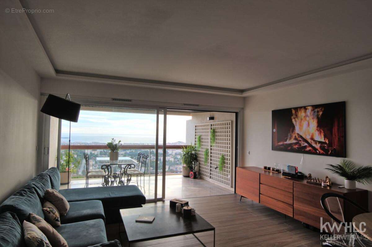 Appartement à LE CANNET