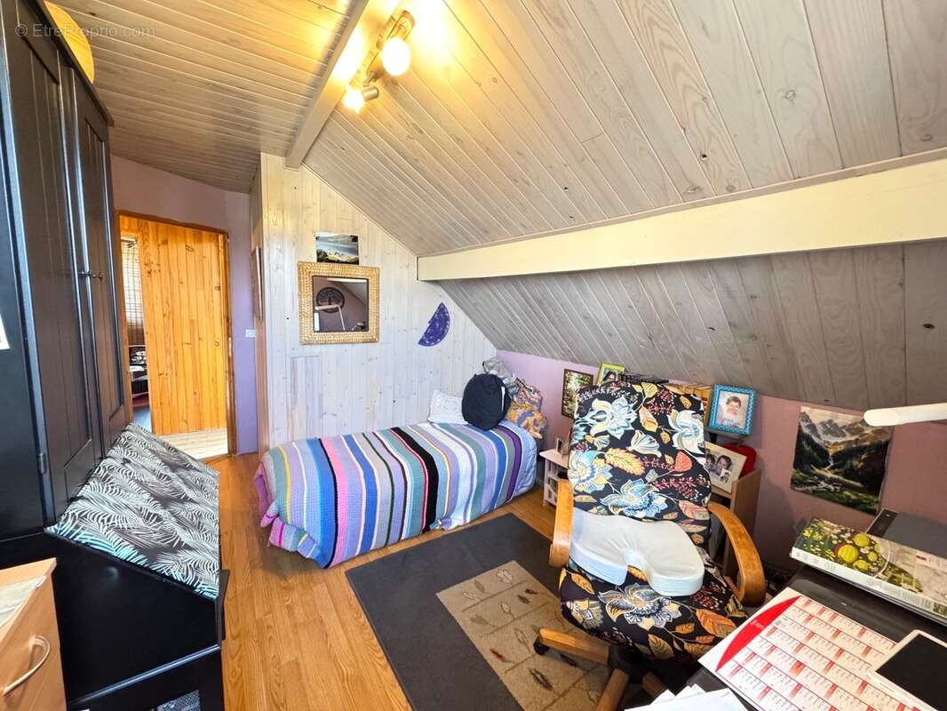 Belle maison familiale non mitoyenne 6 pièces à vendre - 120 m² avec jardin et garage - AULNAY SOUS BOIS 12 minutes de Paris - photo 12