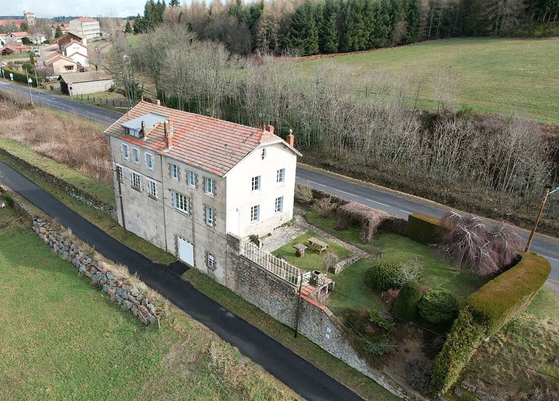 Maison à LA CHAISE-DIEU