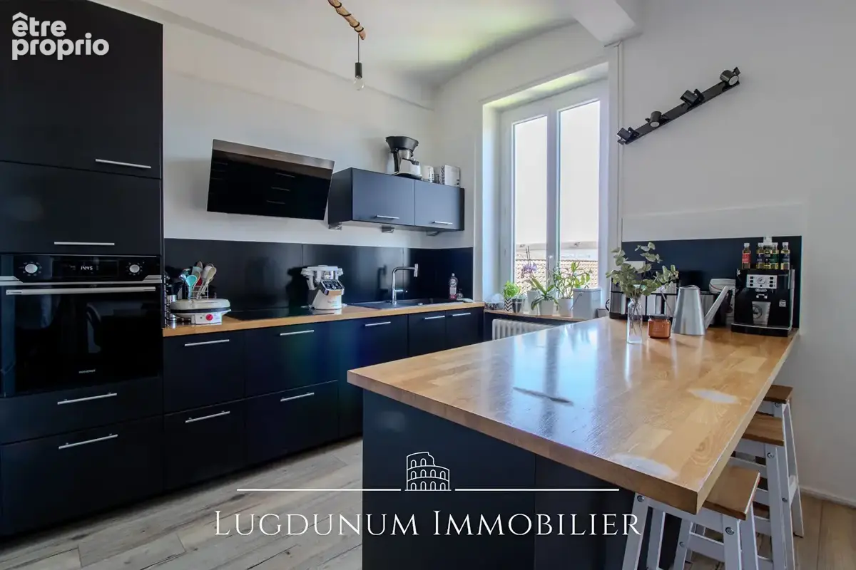Appartement Duplex 6 pièce(s) 144 m2 sur Belleville En Beaujolais - photo 4