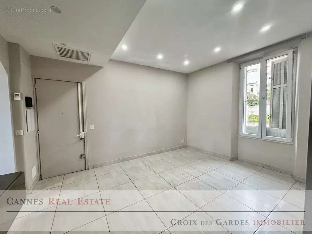 Cannes Centre – 4 pièces rénové, 3 chambres - photo 3