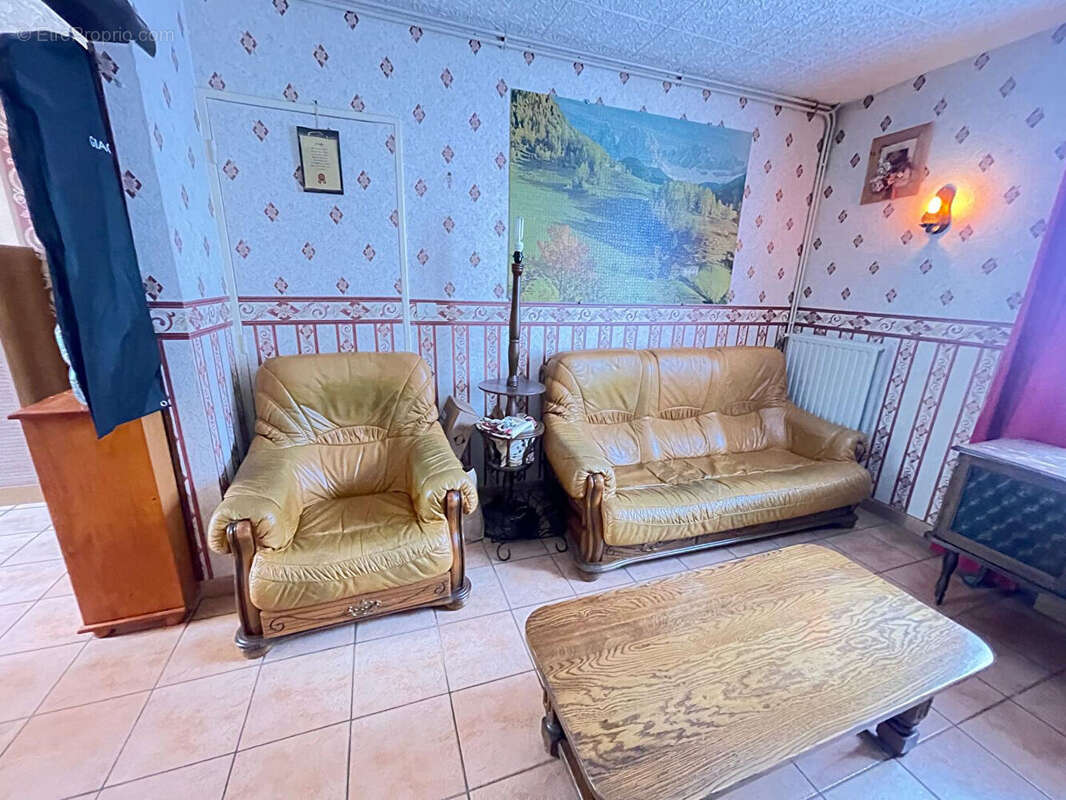 Maison à AMBLAINVILLE