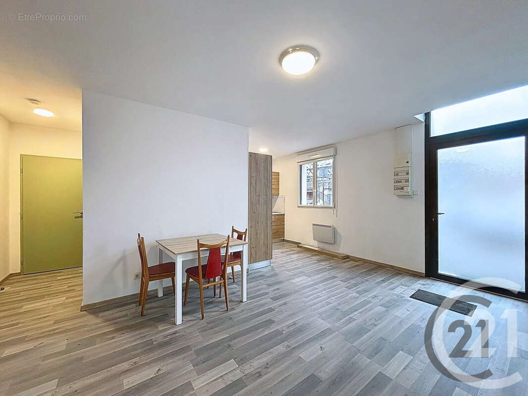 Appartement à SAINTE-SAVINE