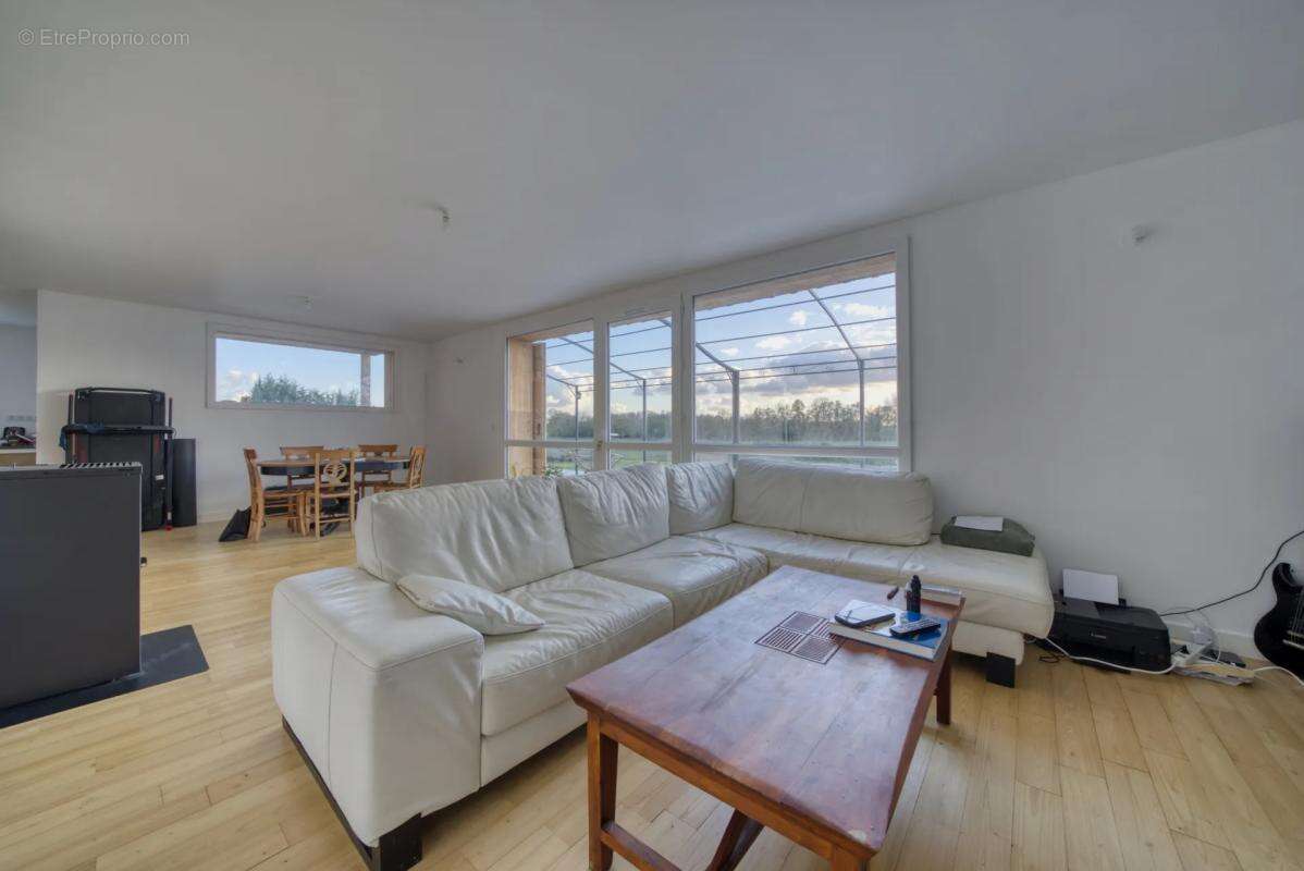 Maison à SAINTE-MEME