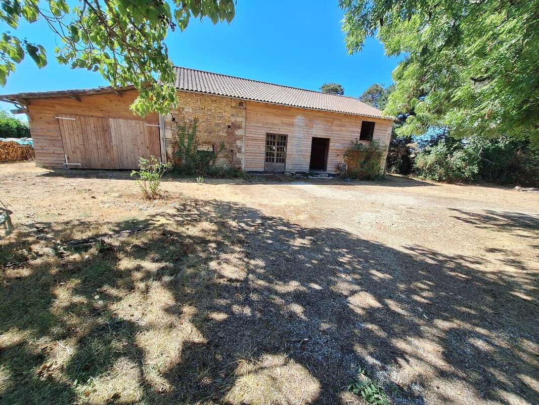 Grande maison de campagne avec maison d'amis - photo 24