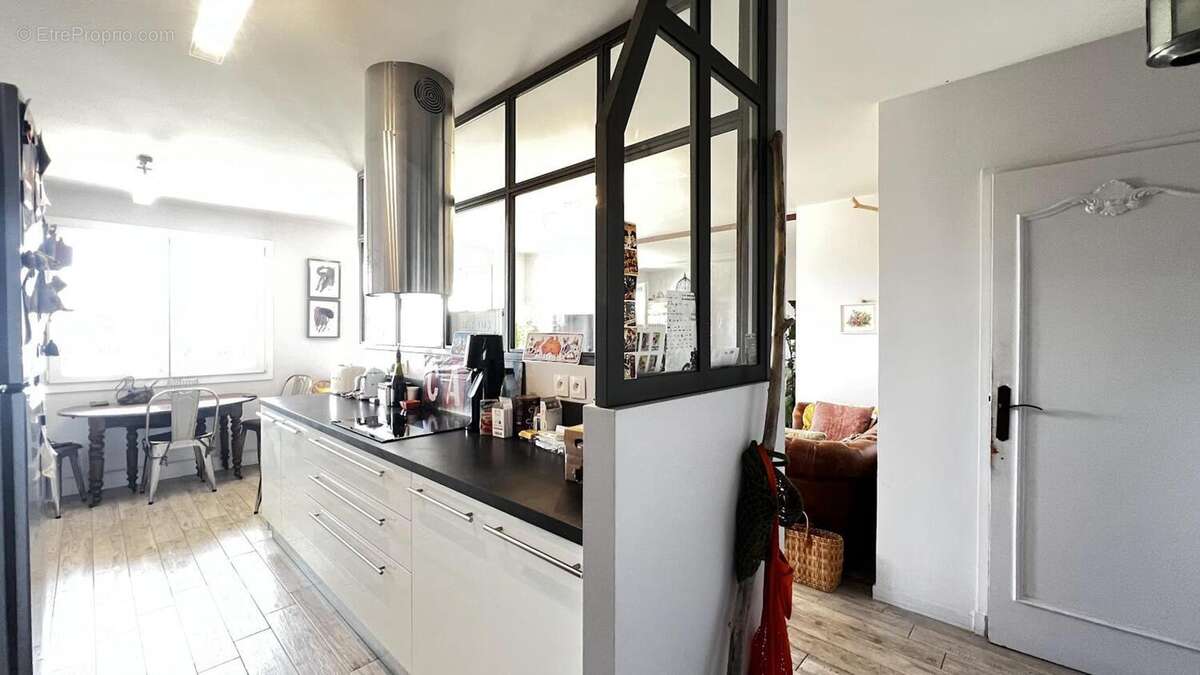 Photo 5 - Appartement à TASSIN-LA-DEMI-LUNE