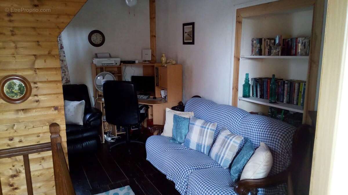 Grande maison familiale avec possibilité de revenus - photo 7