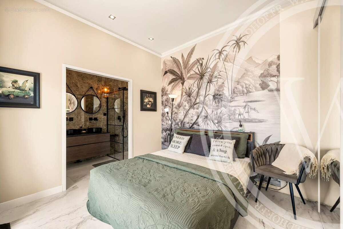 Villa contemporaine avec vue mer et Monaco – Ascenseur, rooftop & garage 5 voitures - photo 10