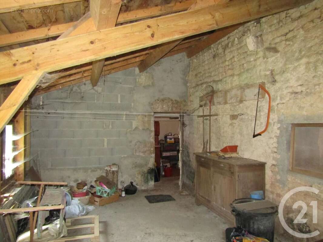 Maison à SAINT-GENARD