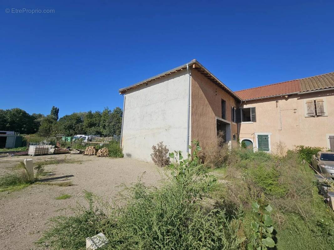 Maison à SAINT-DIDIER-DE-FORMANS