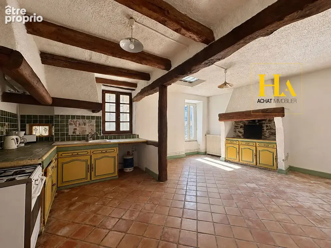 Maison de caractère de 433 m² avec gîte - Saint-Marcel-d'Ardèche - photo 14