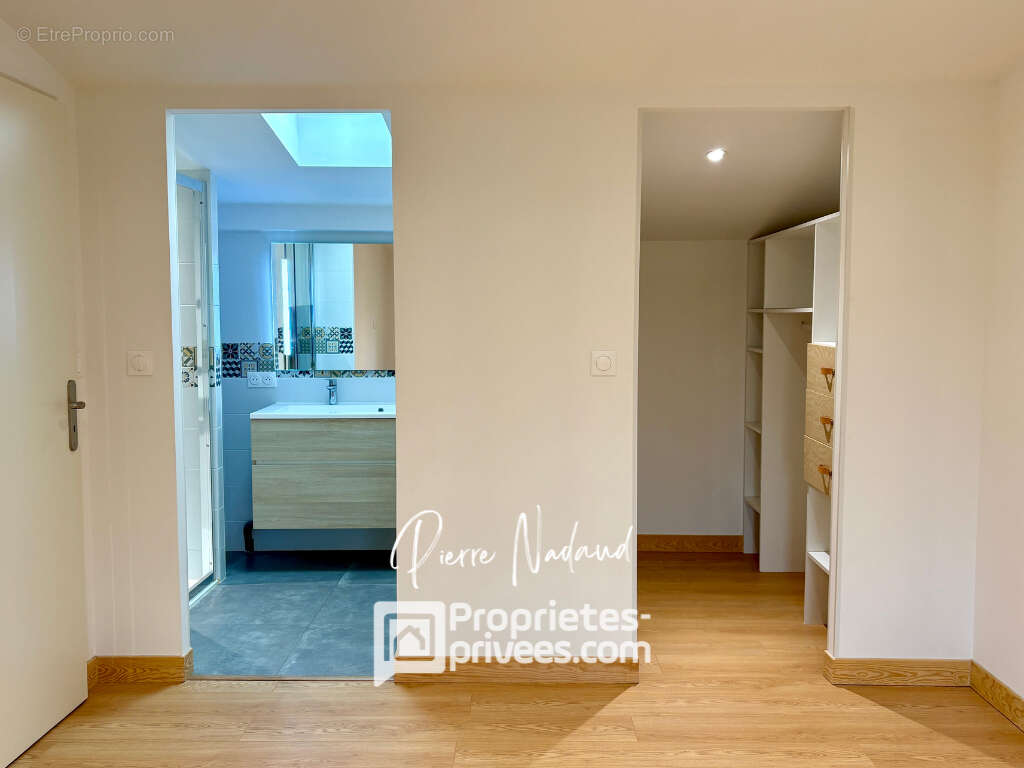 Maison à SAINT-EMILION