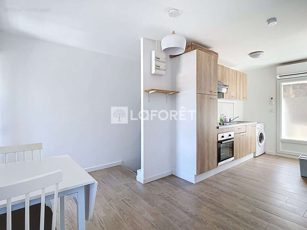 Appartement à LA PENNE-SUR-HUVEAUNE