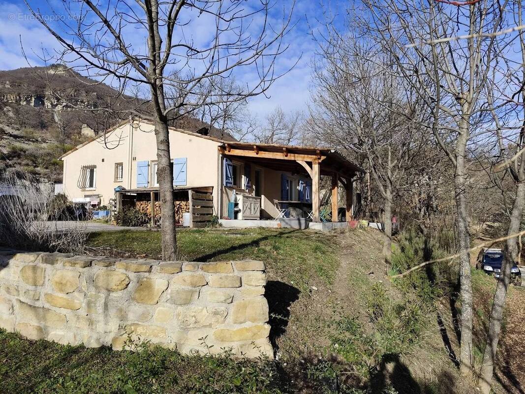 Maison à SAINT-BENOIT