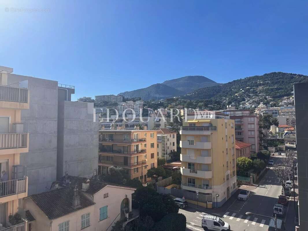 Appartement à ROQUEBRUNE-CAP-MARTIN