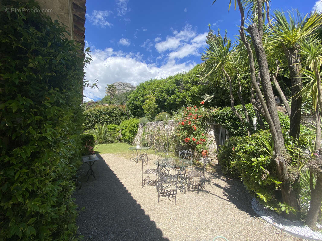 Maison à SAINT-JEANNET